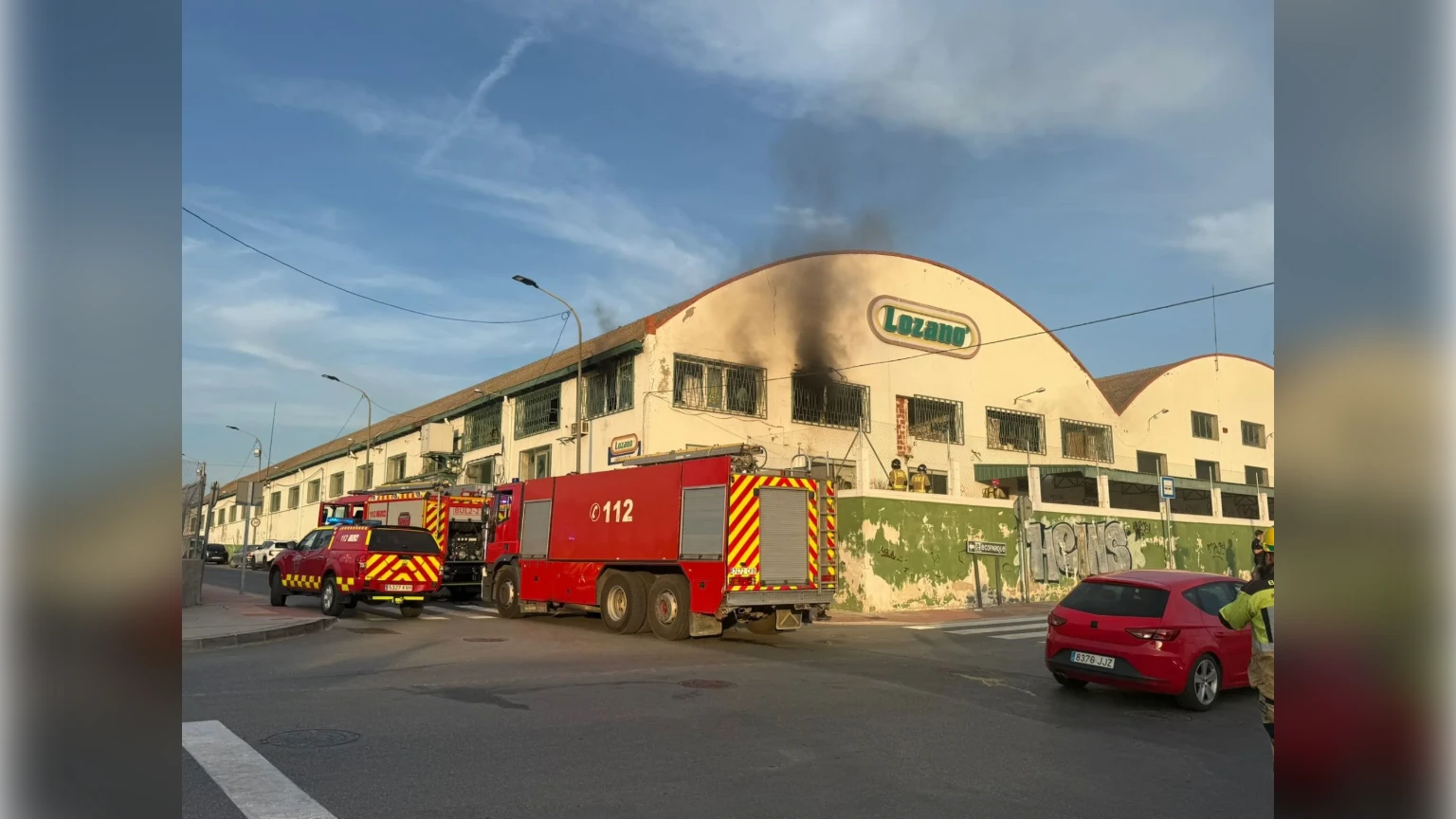 Alarma por un incendio en unas naves de Molina de Segura