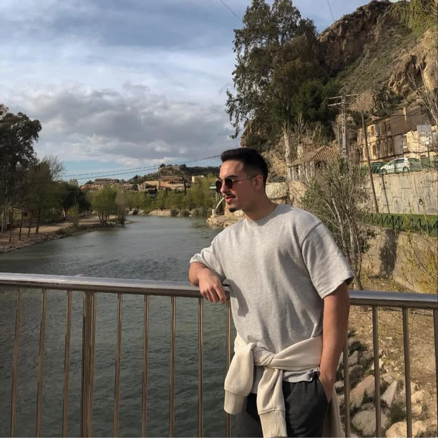 Foto pública del perfil de Facebook de Ángel Ortiz Sánchez.